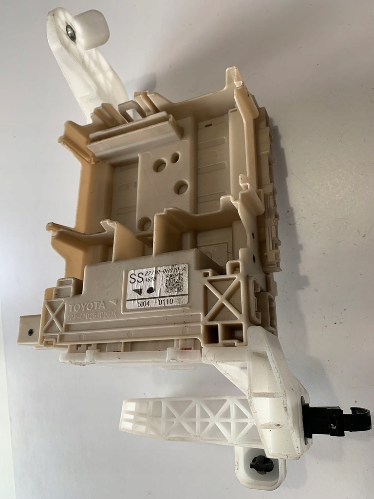 фото №1, Модуль bsi toyota aygo 2 h2730-0h030-a