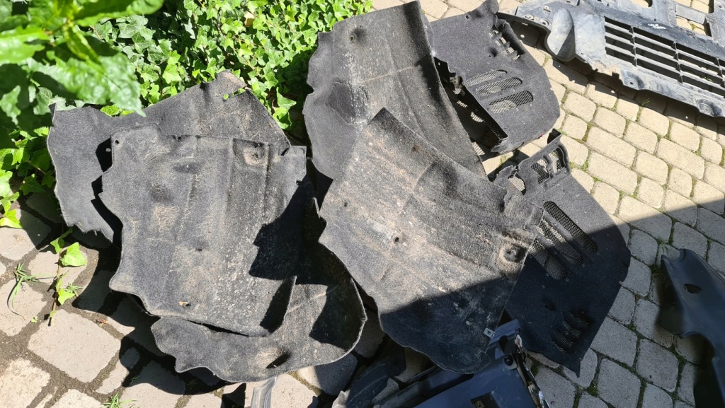 фото №1, Подкрылок ferrari california 149 09-15