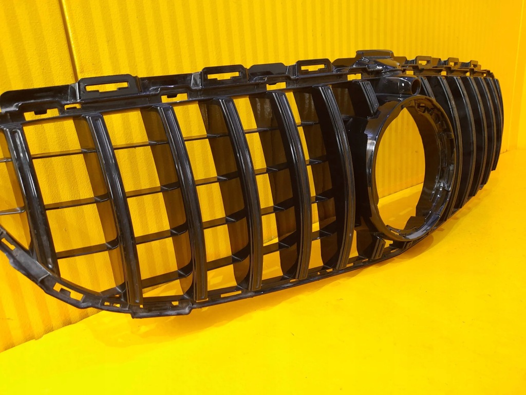 фото №5, Mercedes w205 atrata решётка радиатора