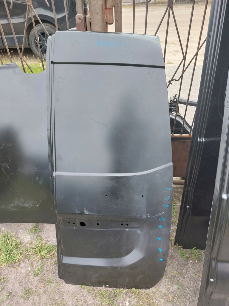 фото №1, Дверь правое задние dacia dokker