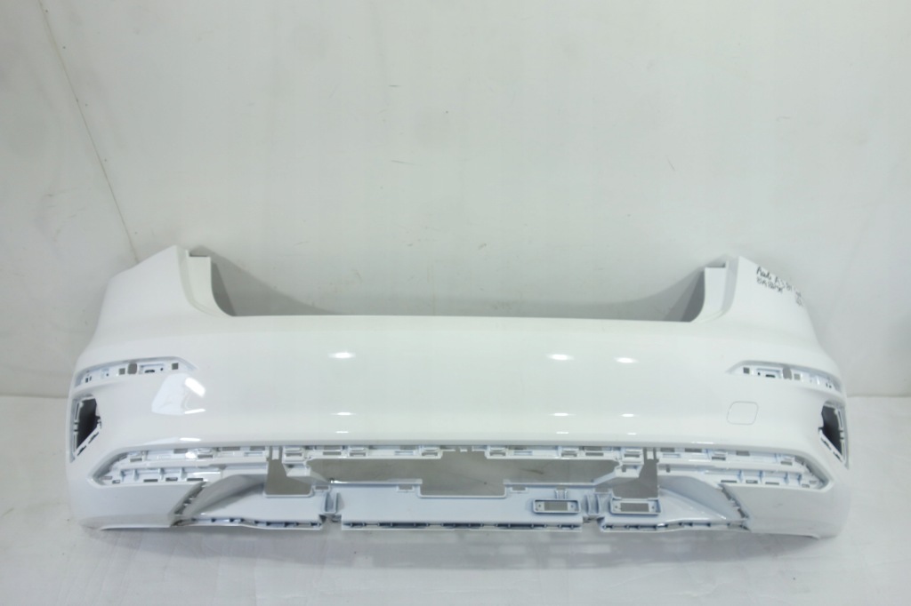 Купити Бампер задня audi a3 8y4 20- sportback