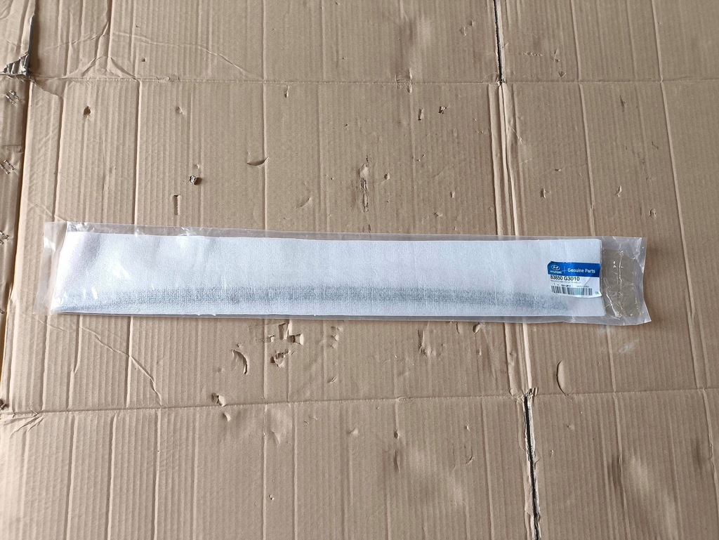 фото №1, Молдинг дверь левый задняя hyundai elantra gt n-line