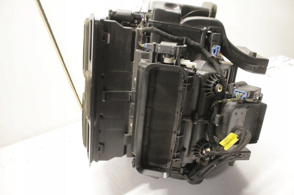 фото №6, Корпус обігрівач audi a6 c6