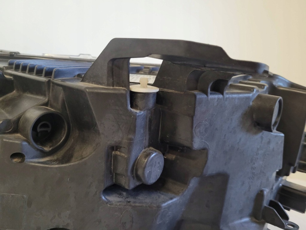 Volvo xc60 2 2 рестайлинг  фара правый  full led система правая  32337383 Доставка