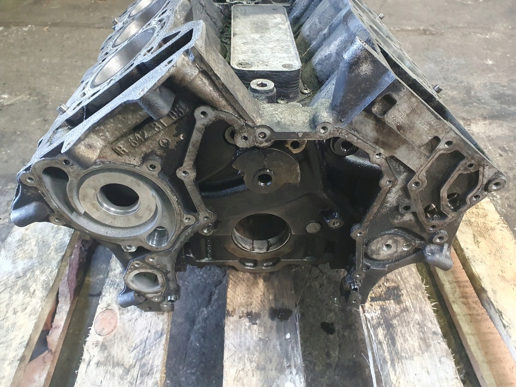 фото №11, Блок двигателя голый mercedes номинальный 3.0 cdi ml gl 642940