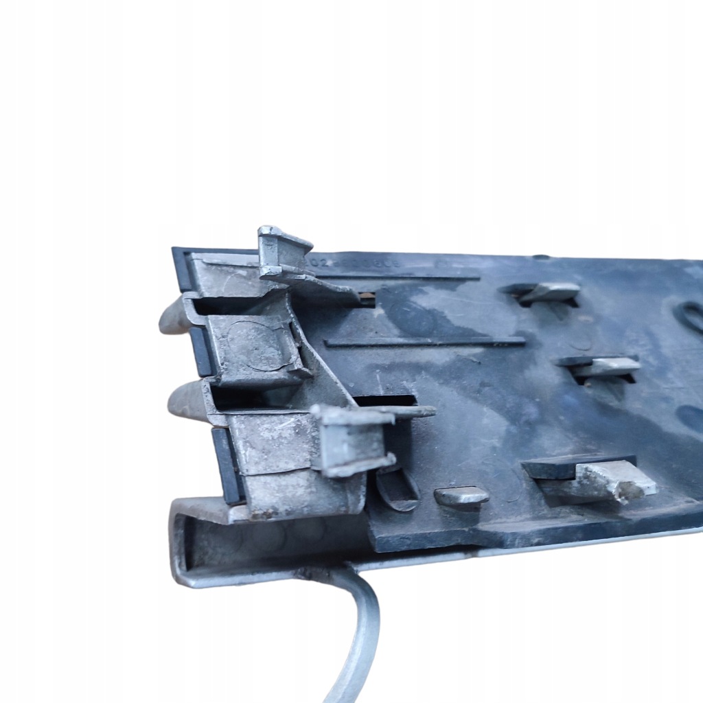 фото №8, Решётка бампера правая mercedes c w202