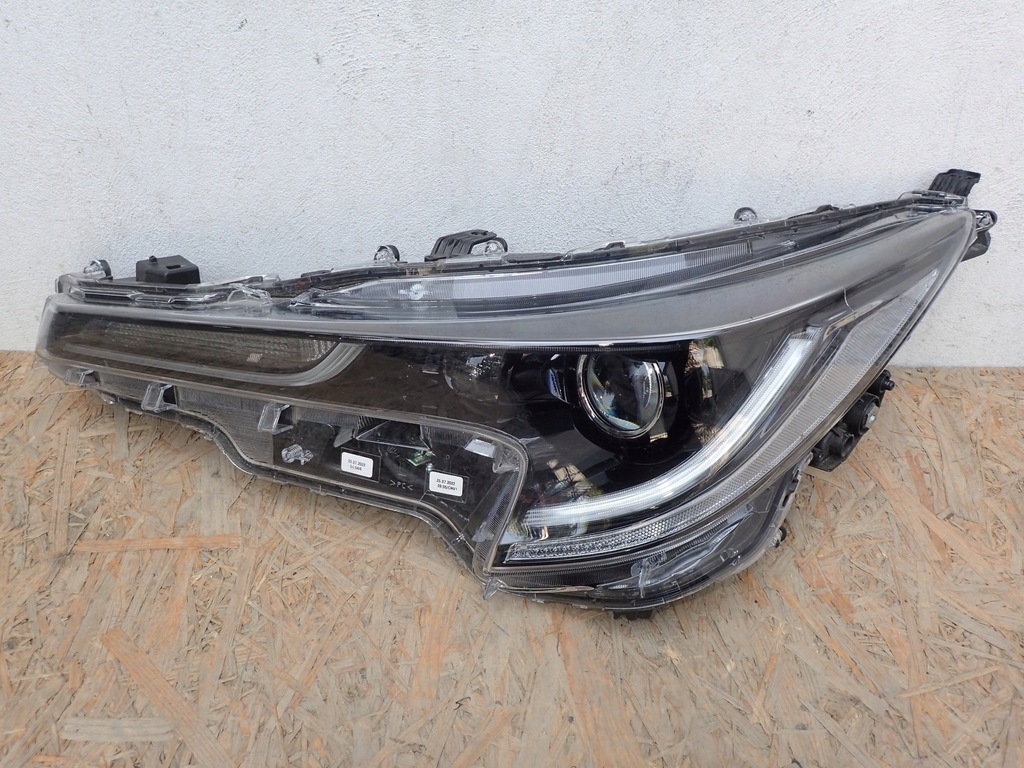 фото №1, Лампа ліва full led toyota corolla e21 hb gr sport