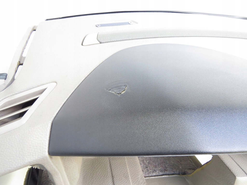 фото №8, Панель приладів приладова панель приладів консоль подушка volvo s60 i v70 ii xc70 i