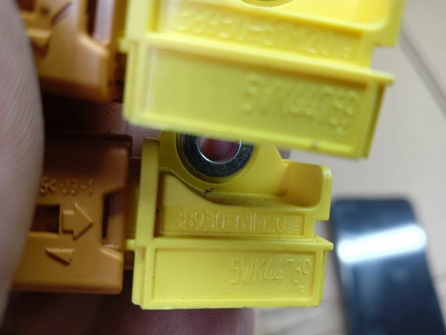 фото №6, Датчик удару 38930-61m20 suzuki sx4 s-cross