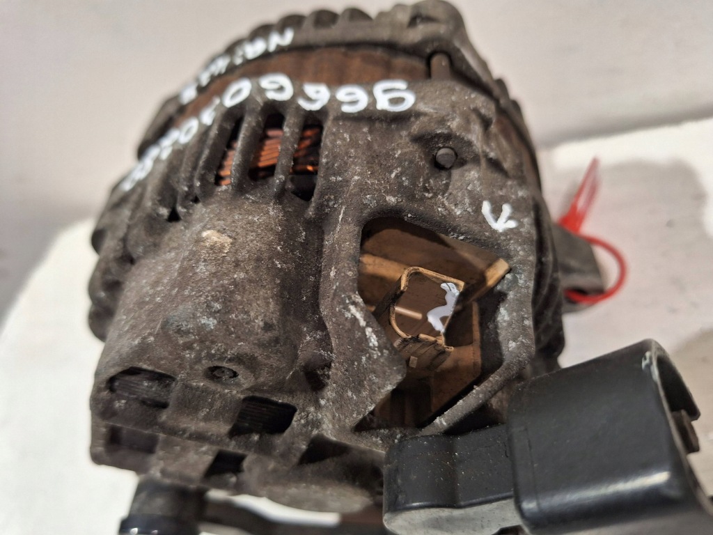 Генератор 9666030280 citroen c3 1.1 8v hfx 03- Недорого