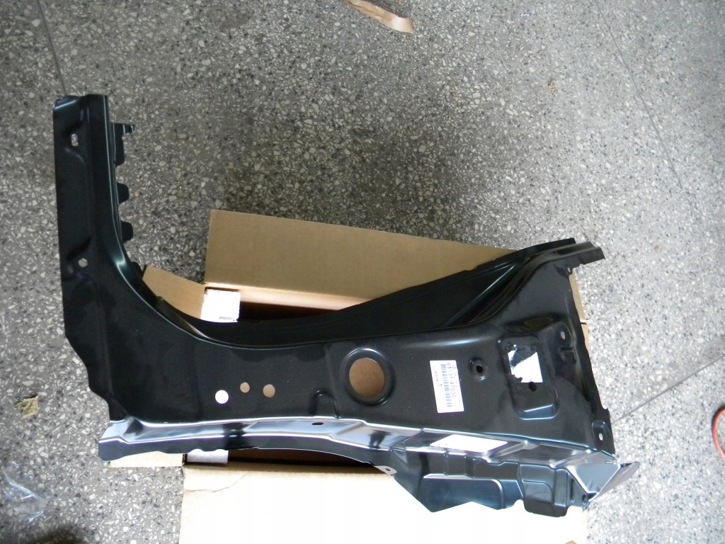 фото №1, Блок двигуна передній правий обшивка новий toyota prius iii 2009-2015