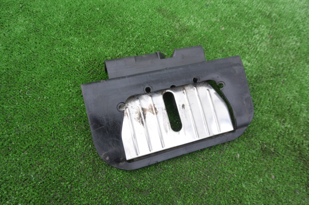 фото №1, Защита замка багажника mercedes w211 kombi