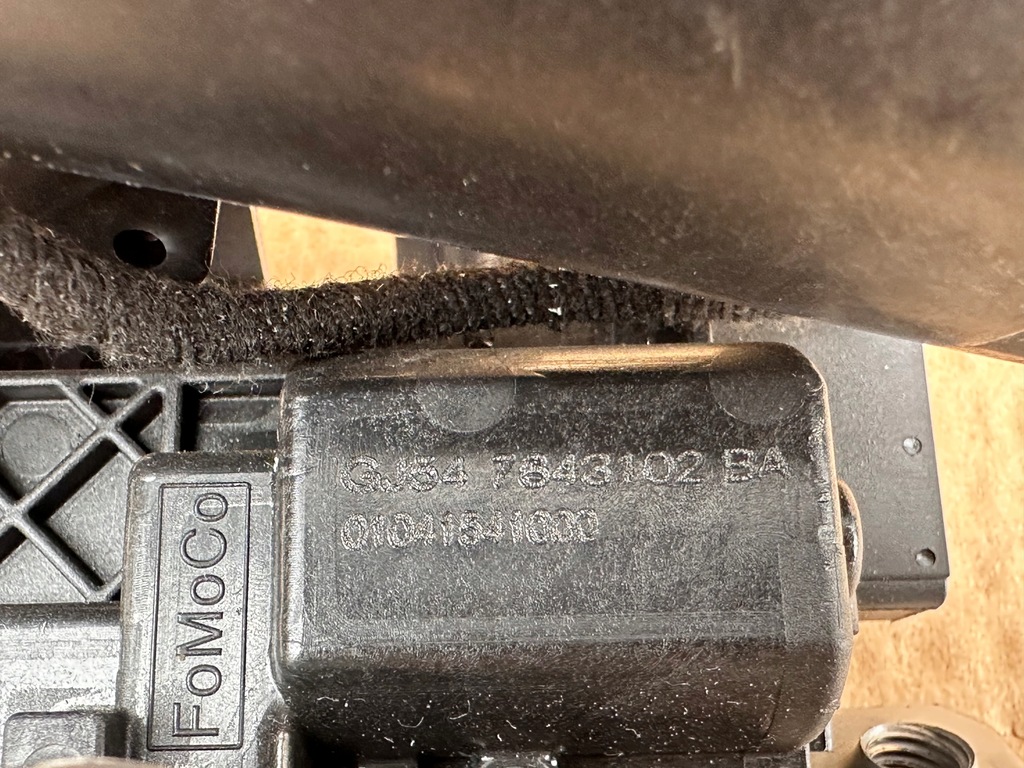 фото №5, Ford kuga mk2 замок кришки gj547843102ba