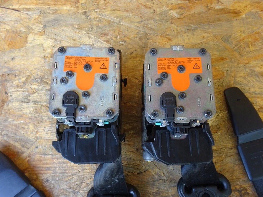 фото №7, Audi a4 b8 ремені натягувачі перед передні правий лівий 8k1857705j 8k1857706k