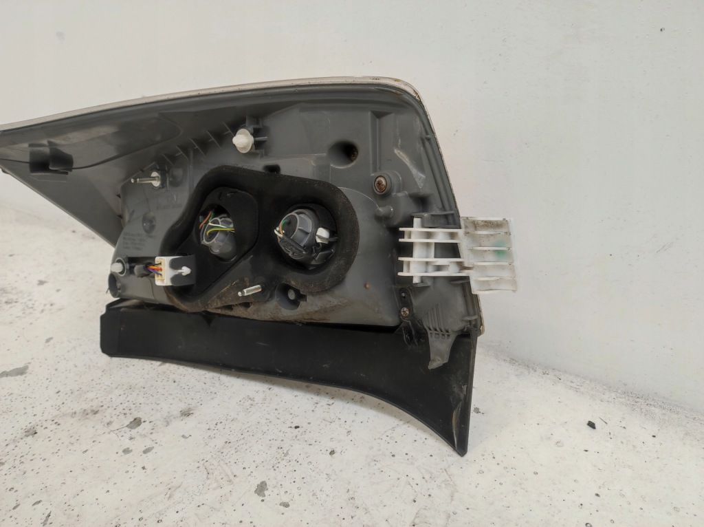 Фара led левый задний  prius 3 3 рестайлинг  европа Киев