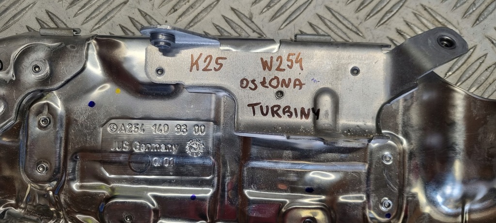 фото №11, Mercedes w254 захист турбіни a2541409300