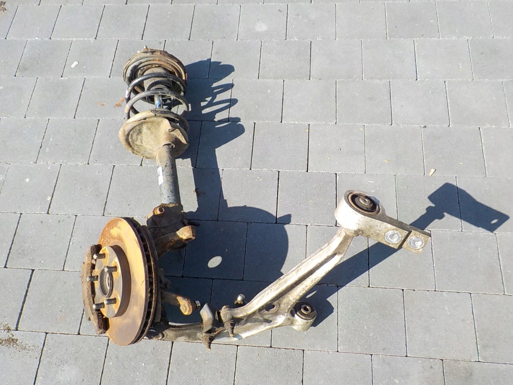 фото №1, X-trail t30 2.2 dci поворотний кулак амортизатор лівий