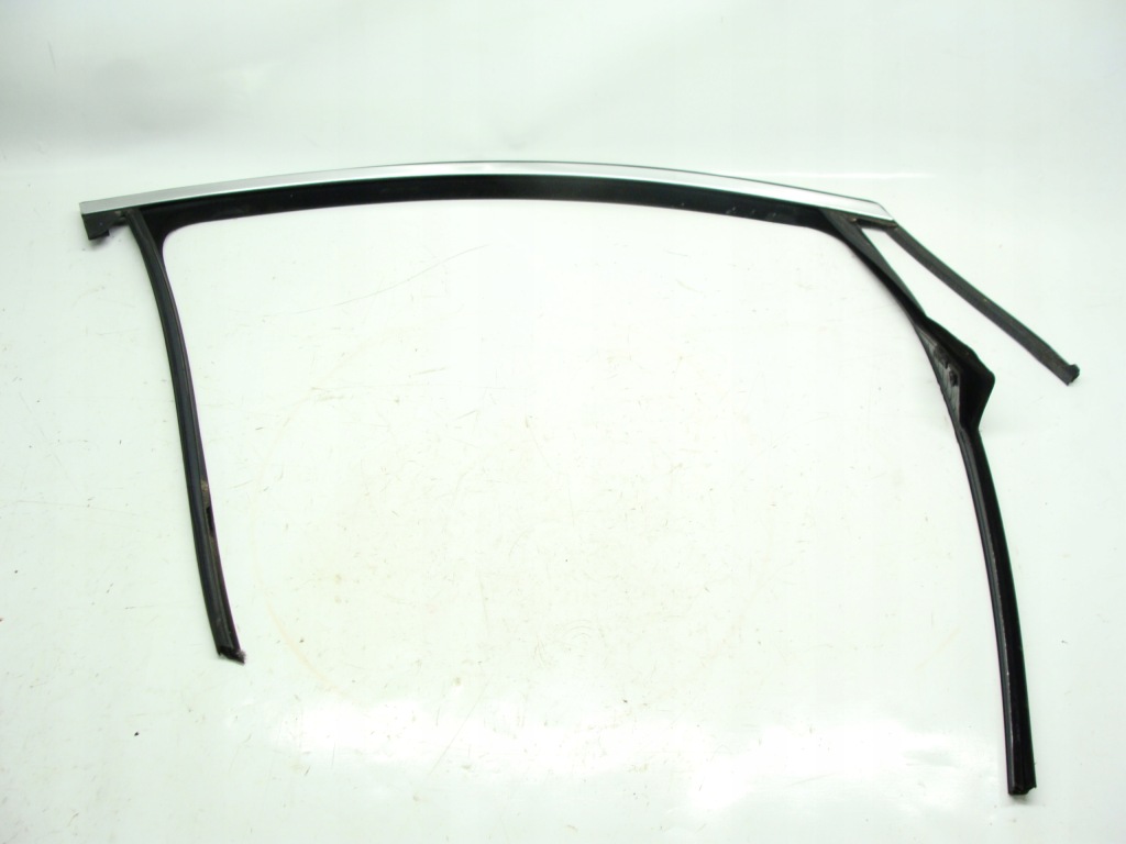 фото №1, Opel astra j iv прокладка стекло хром правый перед