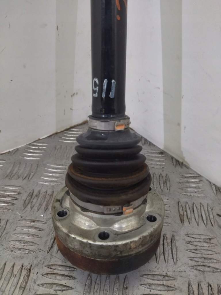 фото №4, Volkswagen оригинальный номер 5c0407271ar приводной вал