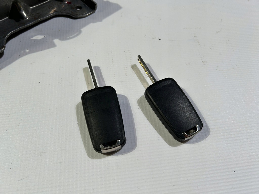 фото №7, Колонка кермова хрестовина замок запалювання ключ chevrolet camaro ss 2009r-