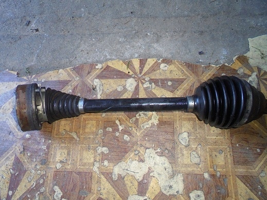 фото №1, Vw golf vii 1.6 tdi привідний вал ліва 1k0407271lb