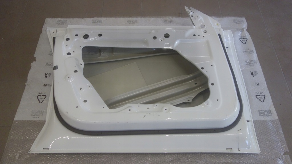 фото №5, Tesla model y дверь левая передние перед