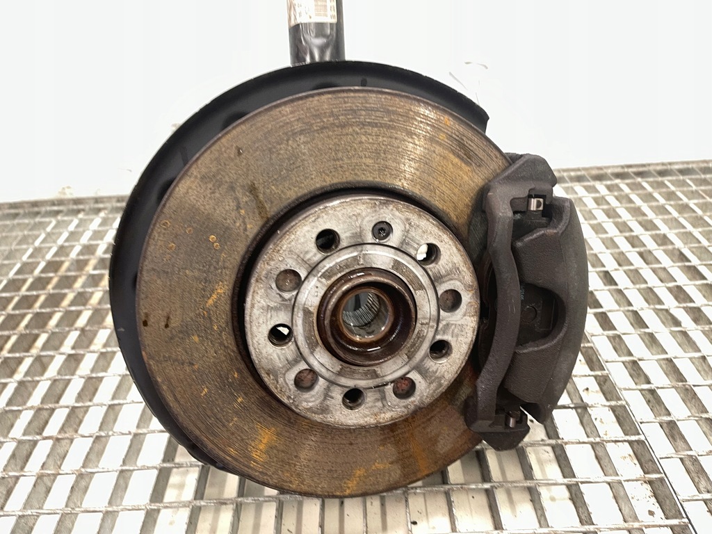 фото №13, Правая передняя поворотный кулак с амортизатором i рычаг audi a3 8v 1.4