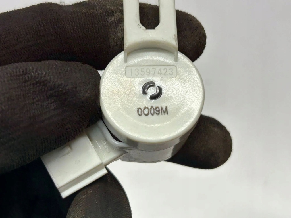 фото №8, Chevrolet camaro датчик педали тормоза 13597423 2021