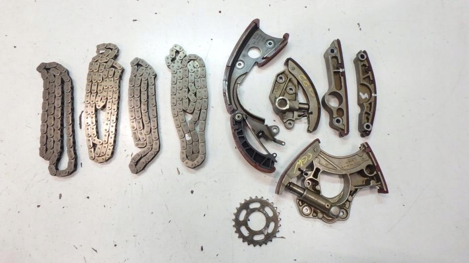 фото №1, Audi 3.0 tfsi cgw грм цепь направляющая комплект