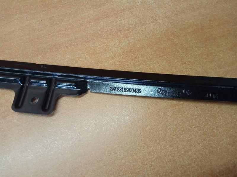 фото №2, Молдинг правая стекло лобовое mercedes sl r231