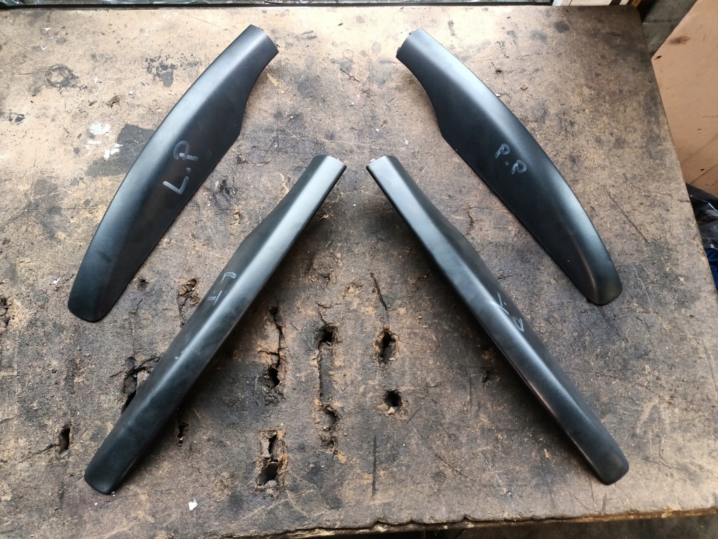 Купити Mondeo mk4 універсал заглушки рейлінгів ліва права задні