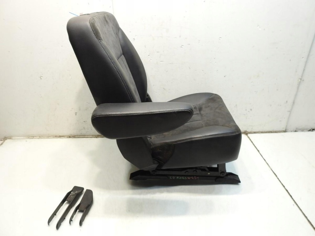 фото №3, Сиденье левый задняя ii ряд mercedes r w251