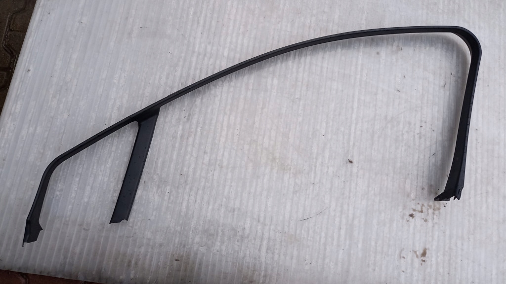 фото №1, Рамка дверь правая перед renault vel satis i 03r hb 2.0b 8200005811