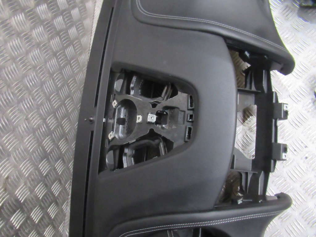 фото №6, Maserati levante приборная панель консоль ремни подушка безопасности кожа оригинал