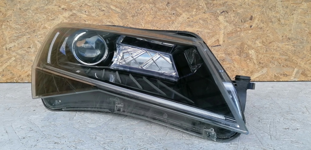 фото №11, Skoda superb b8 3v 2016 лампи передні