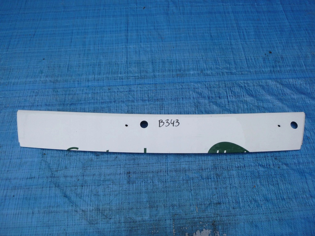 фото №1, Nissan cabstar maxity 06+ решітка радіатора решітка радіатора накладка