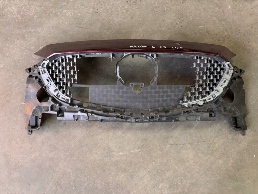 Купити Mazda 6 gj решітка  решітка радіатора gsh7-50712