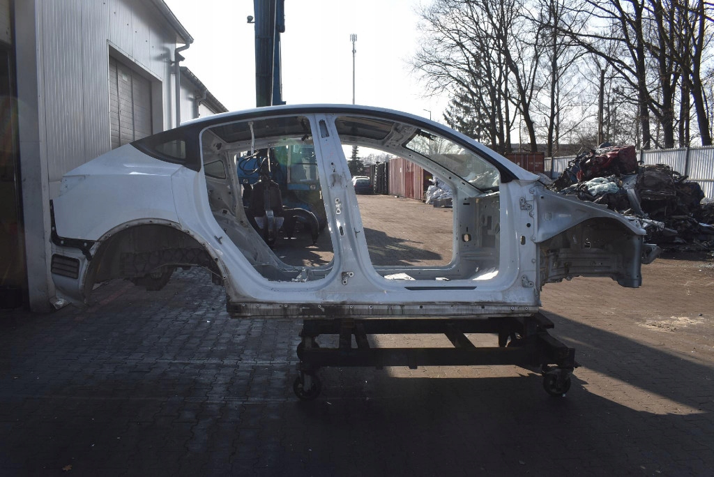 Купить Четверть крыло левый задний  лонжерон стойку порог ppsw tesla model y 20-