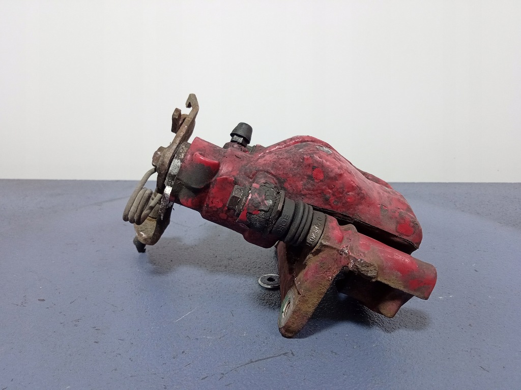 фото №4, Alfa mito 1.4 t-jet супорт задня правий скоба