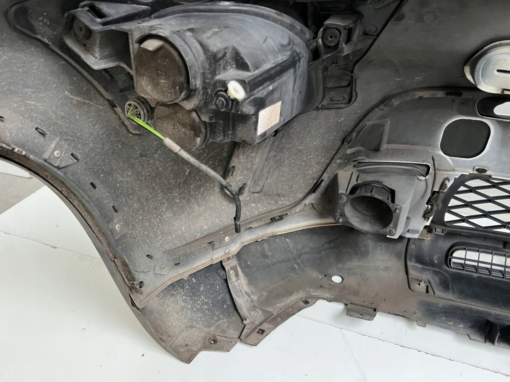 Бампер передній перед fiat 500l trekking Зі Шроту