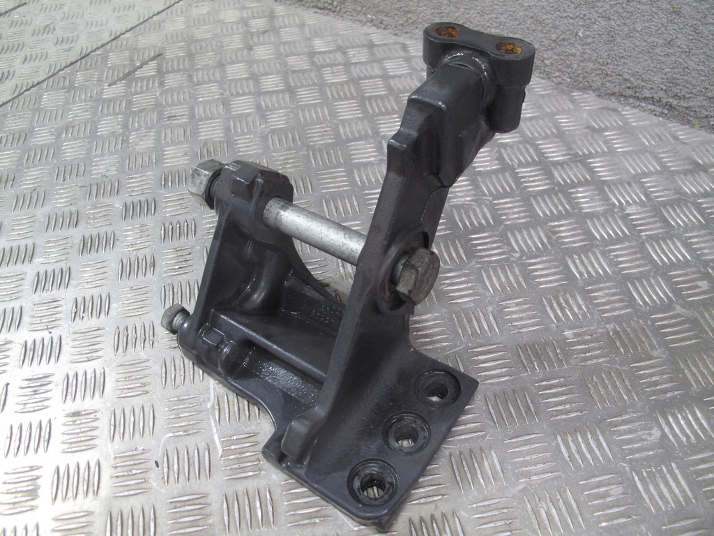 фото №3, Кронштейн передні ресора scania r s