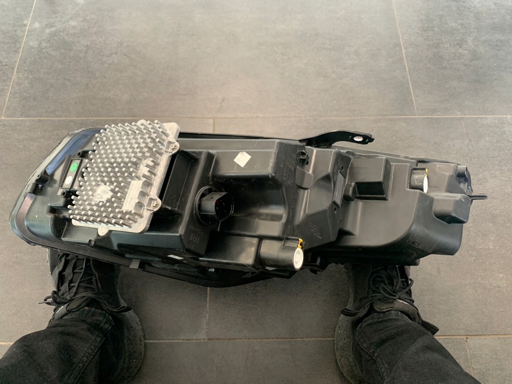 фото №7, Лампа права full led jaguar e pace комплектна