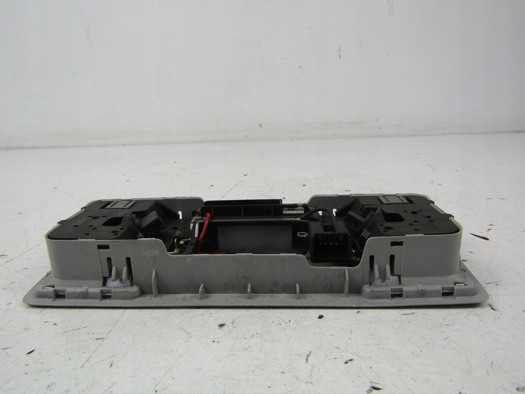 фото №2, Mazda 6 i gg лампа освещение салона 02-05 kombi