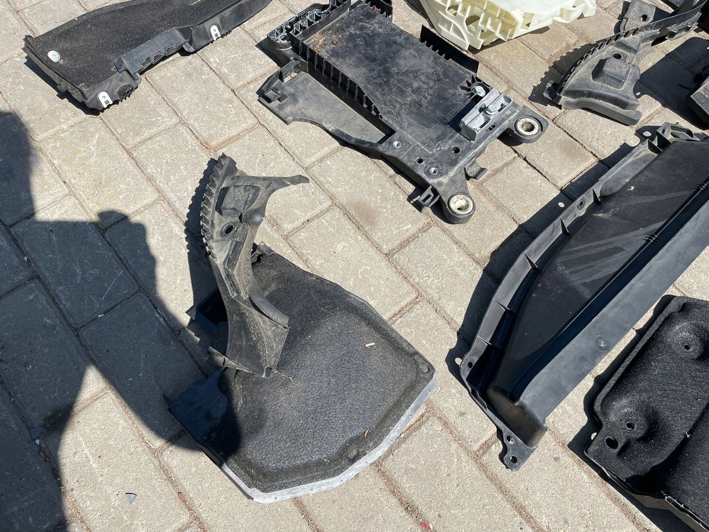 фото №6, Bmw x1 f48 стіна перегородкова основа акумулятор комплектна