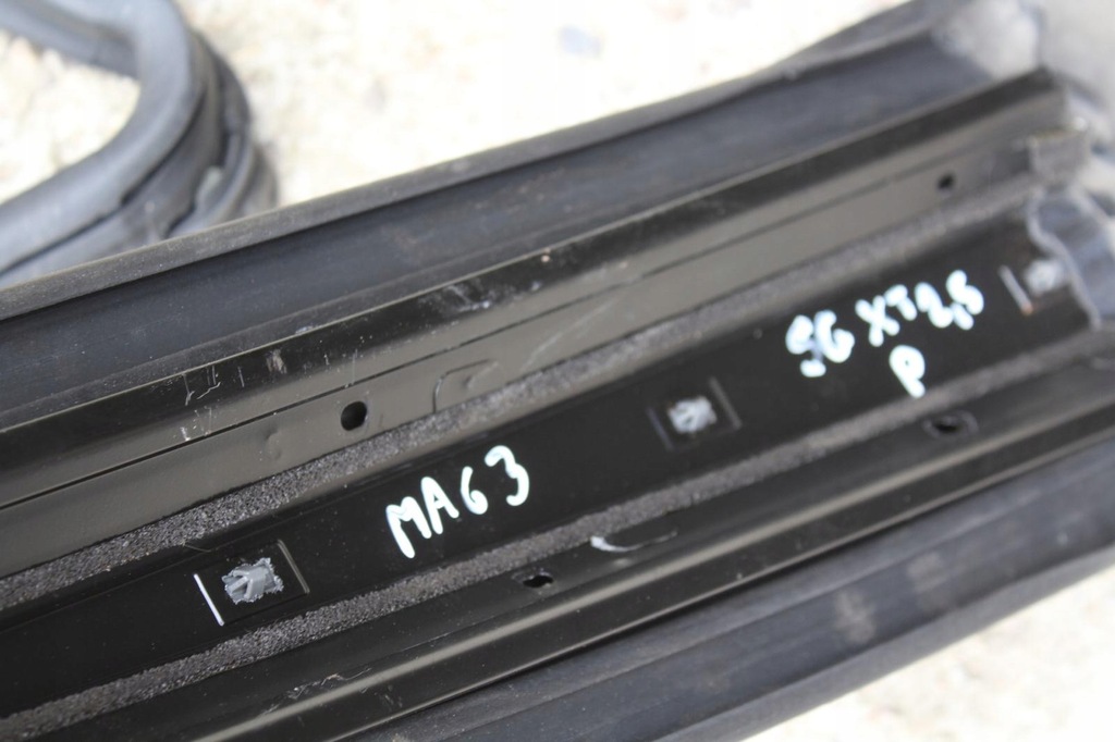 фото №8, Прокладка стекло дверь правая subaru forester ii sg 2.5xt