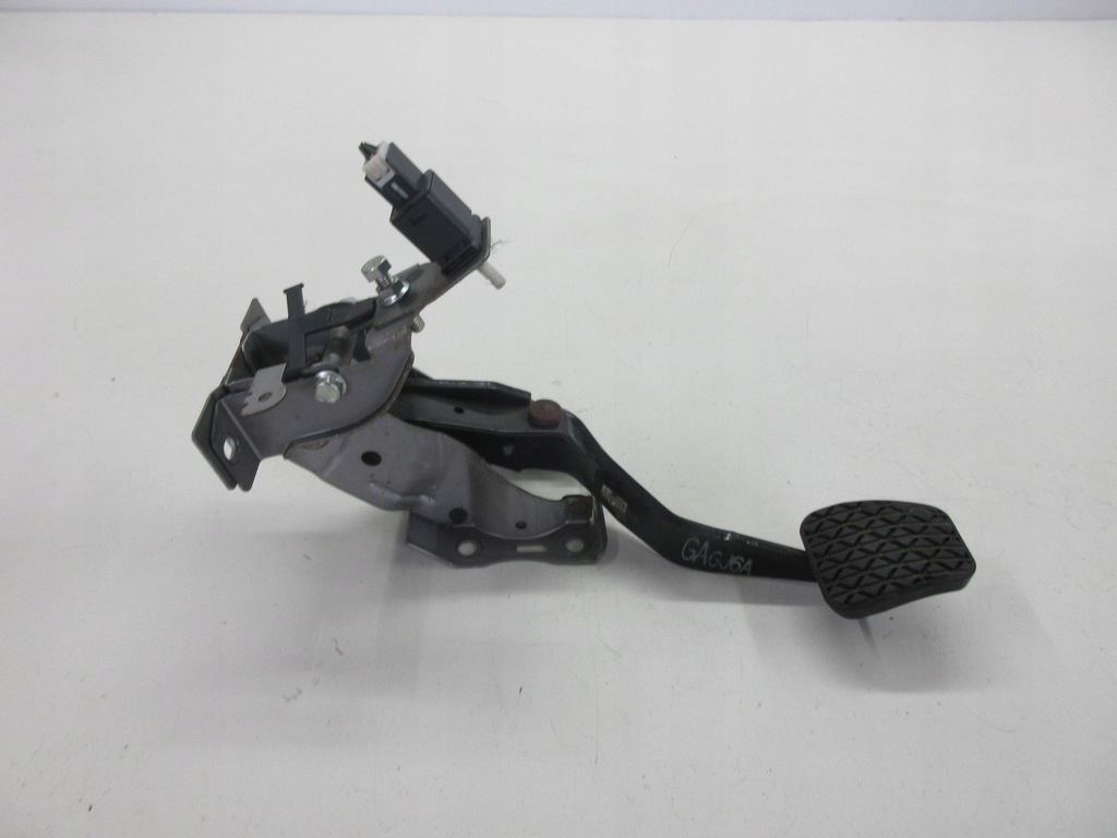 фото №6, Mazda 6 2.0 citd gg хетчбек педаль гальма