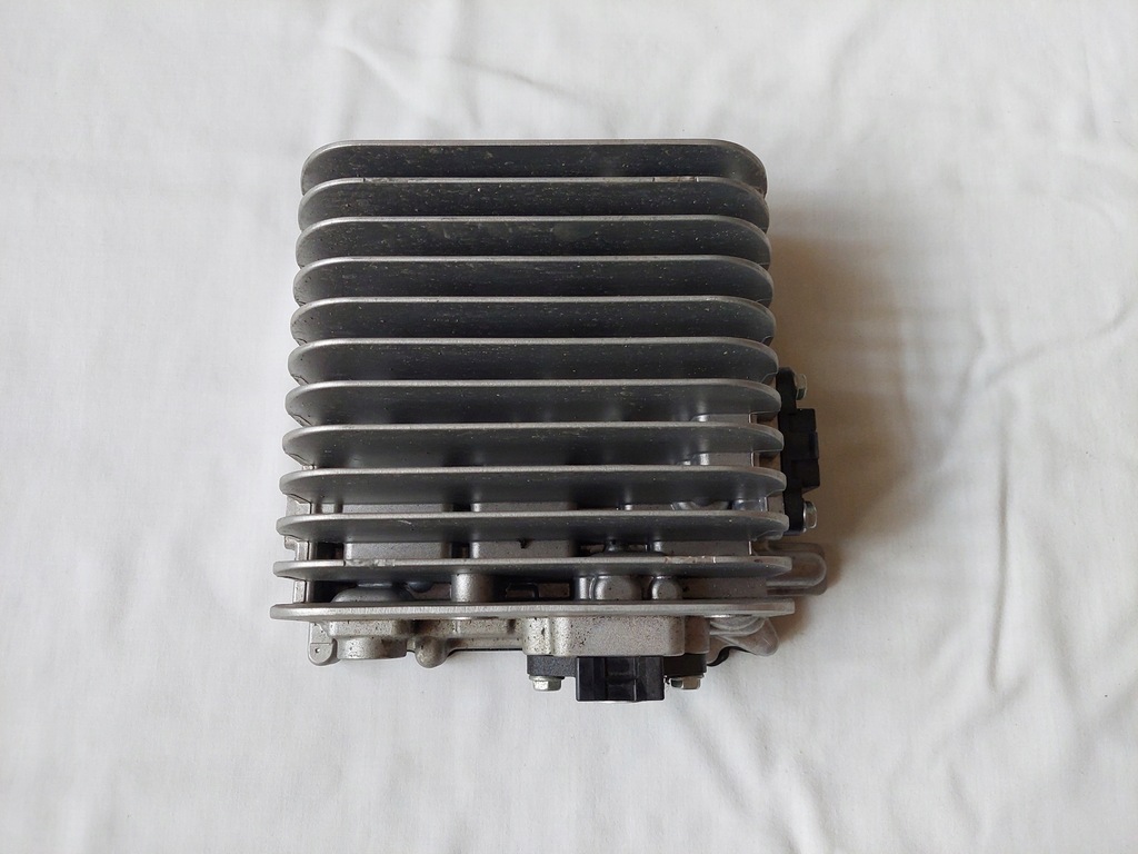 фото №1, Преобразователь напряжения - модуль - mazda cx-5 ii - mazda cx 30 - mazda 3 iv