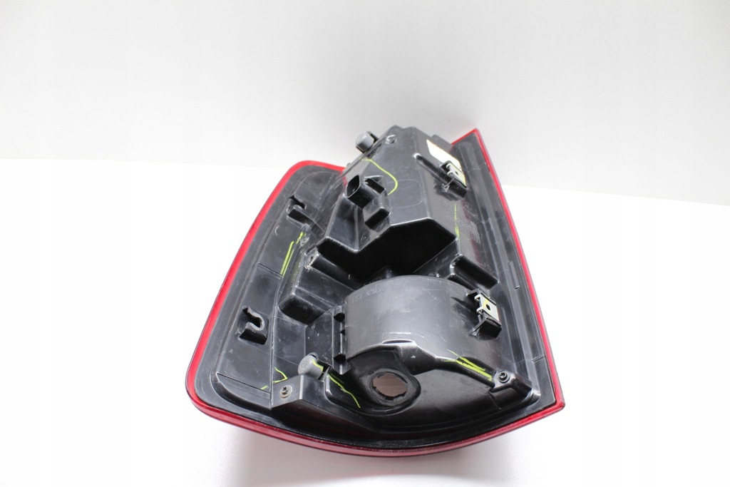 фото №14, Dodge ram - лампа задняя правая led 2013+