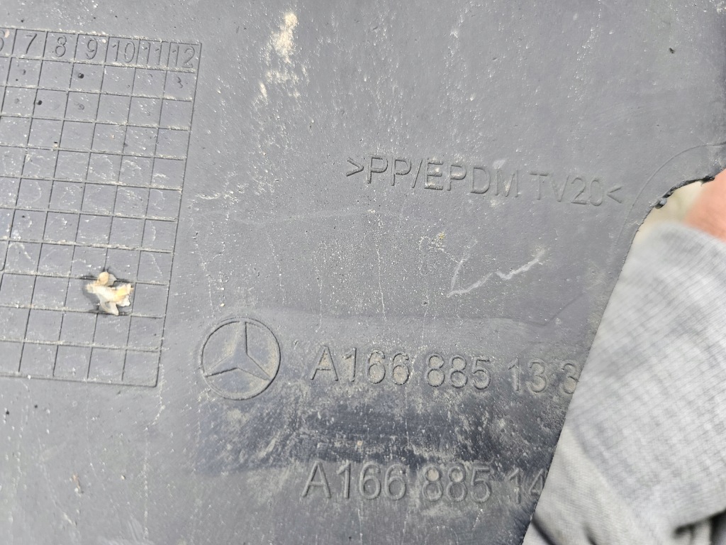 фото №13, Бампер спойлер dół бампера mercedes gls 6.3 63 amg задняя задний x166 166 15-