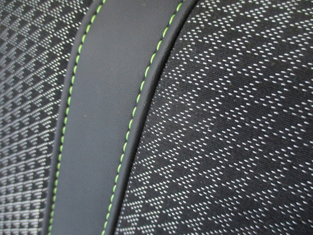 фото №10, Обивка pół кожа сиденья peugeot 2008 ii